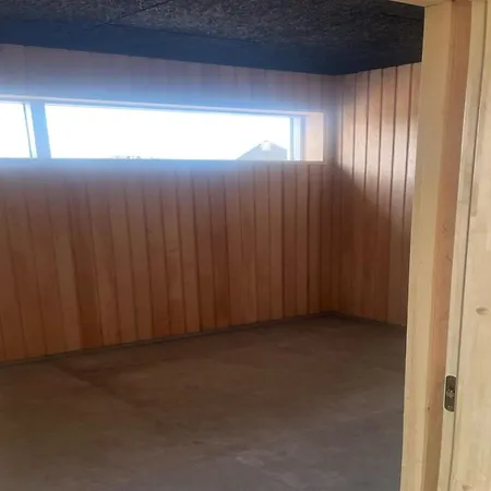 Dreng - 300m From The Sea By Interhome