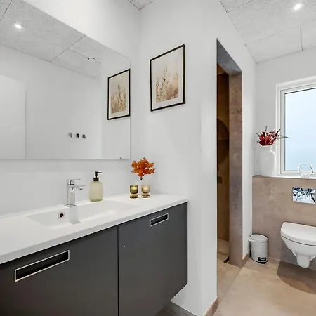 Dreng - 300m From The Sea By Interhome * Harboør