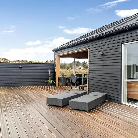 Dreng - 300m From The Sea By Interhome *