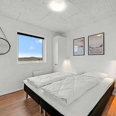 Semesterbostad Dreng - 300m From The Sea By Interhome *